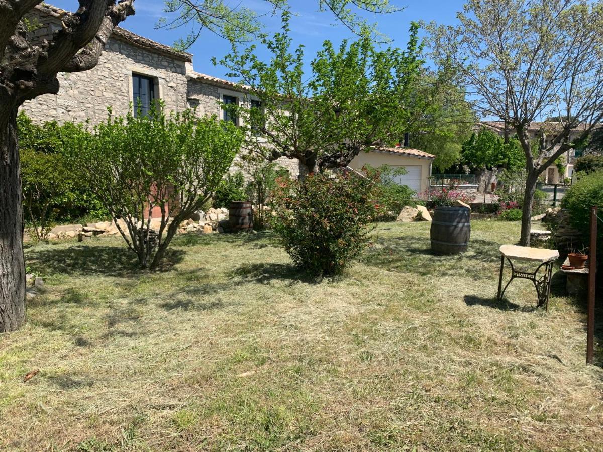 L'Ostal Du Pic Saint Loup Aux Embruscalles Claret Dış mekan fotoğraf